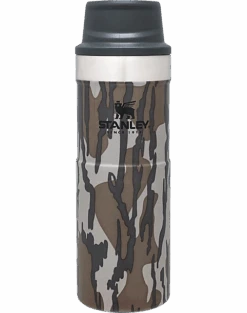 Stanley Classic Trigger-Action 20-Ounce Mug, Camouflage